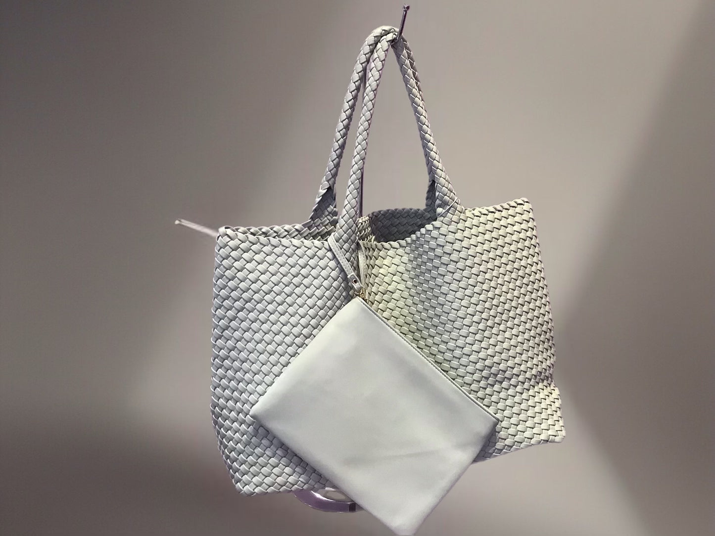 Large Woven Tote with makeup bag- Handbag's