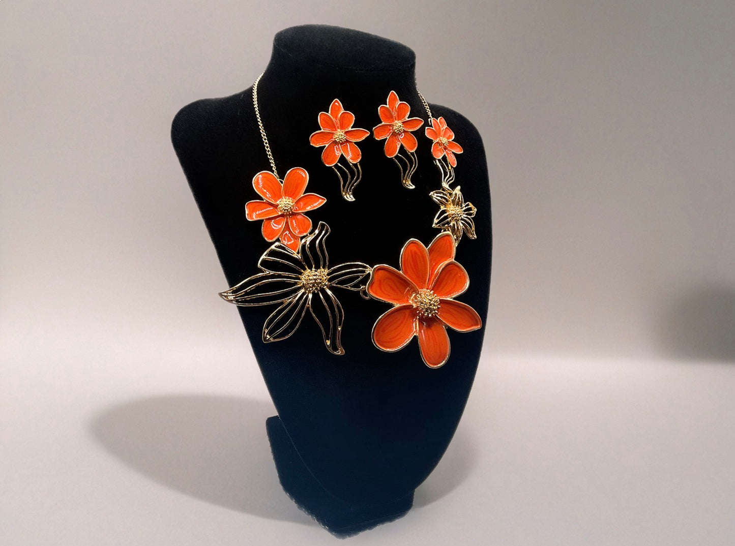 Sunset Bloom Set-Necklaces