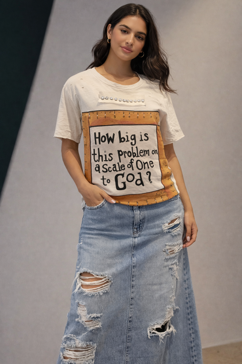 Scale of One to God - T-shirt