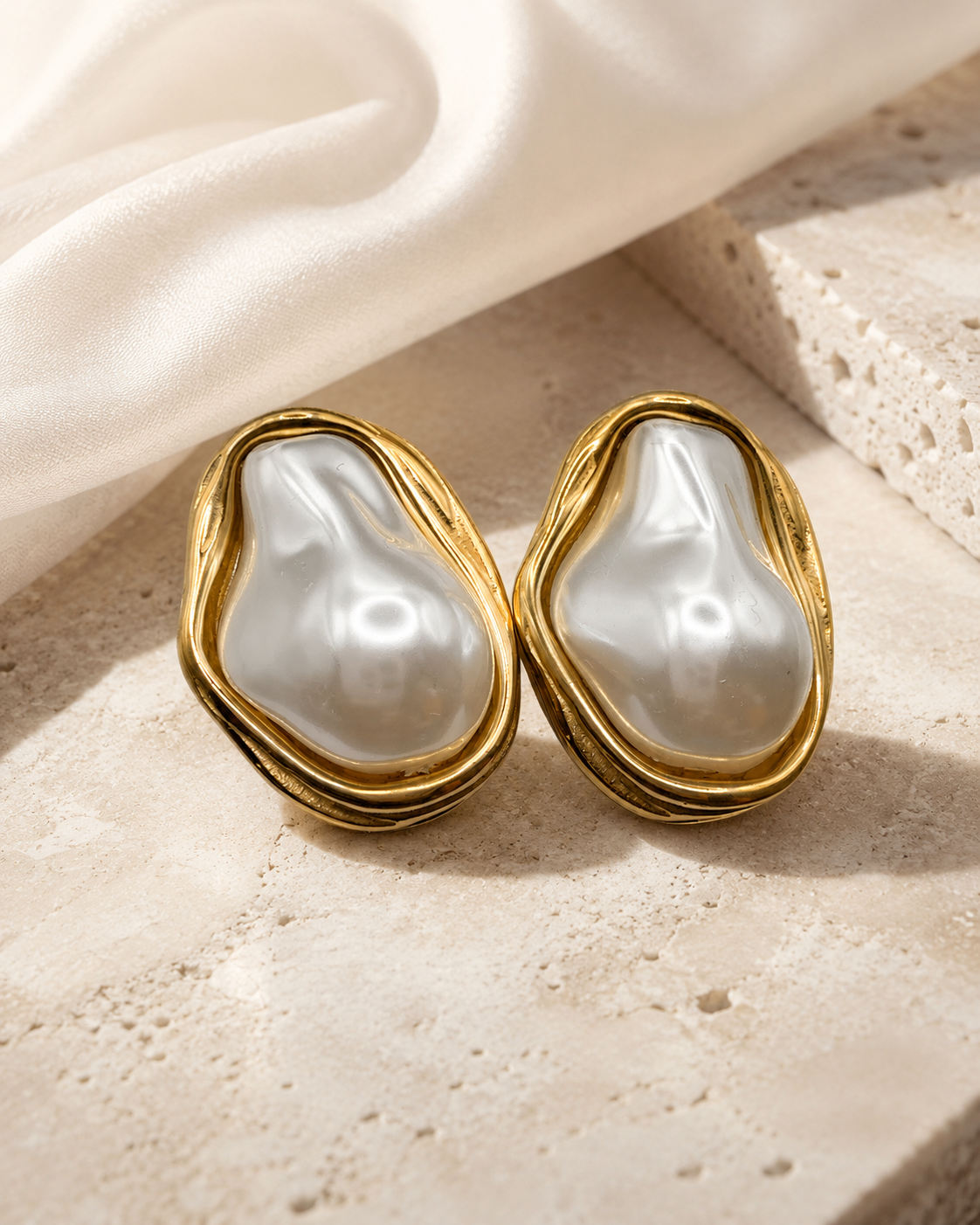 Sculpted Pearly Droplets-Earrings