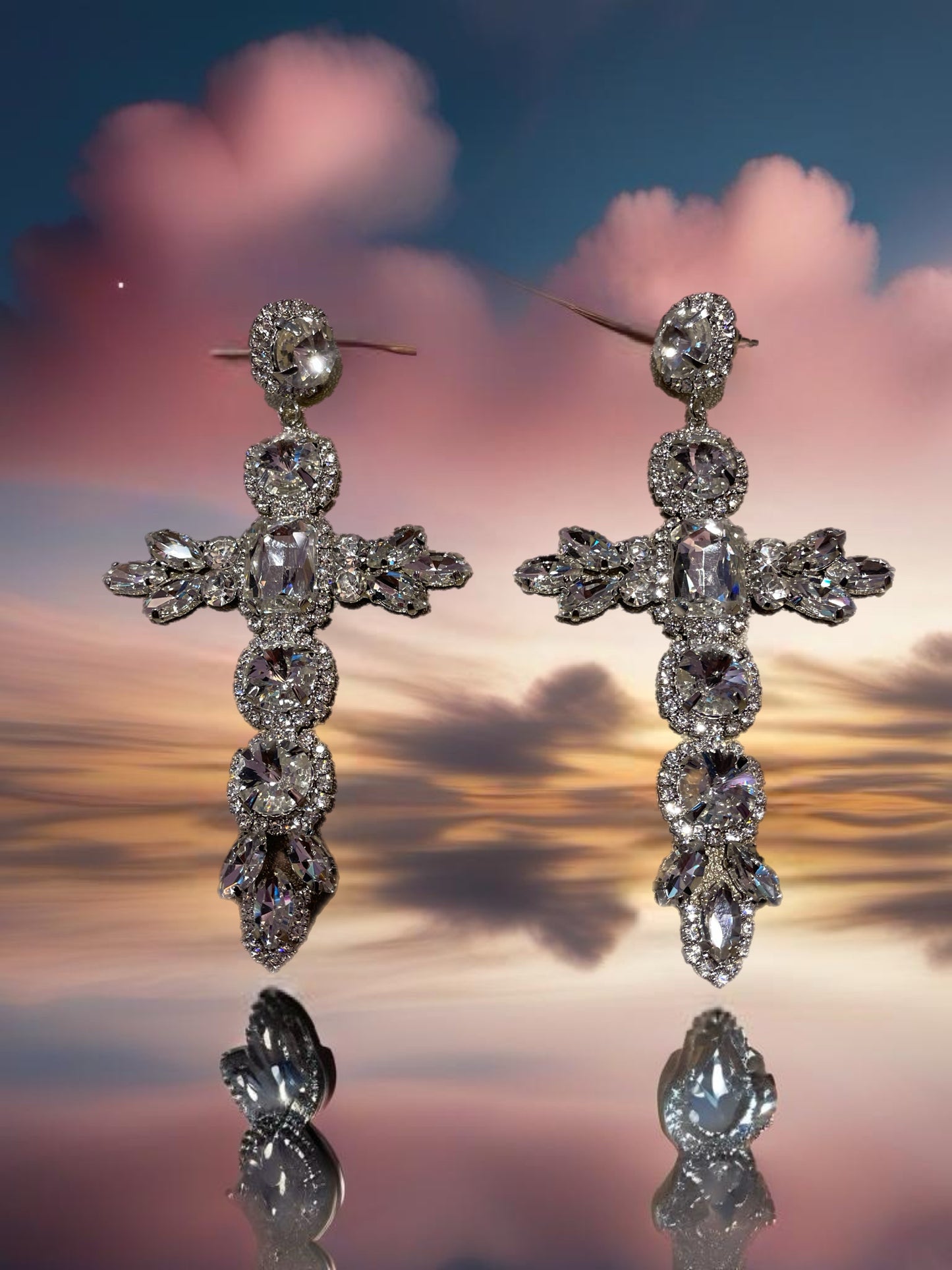 Crossed Elegance Earrings - Sliver