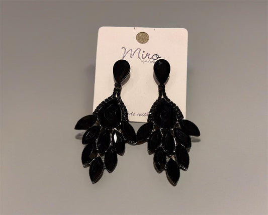 All Eyes On Me Dangle Earrings - Black