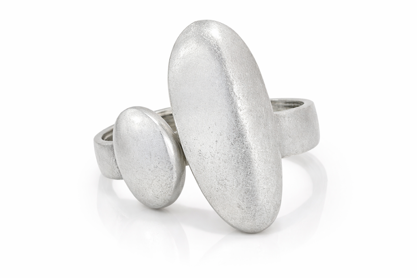 Big Energy Oval Cuff-Bracelet