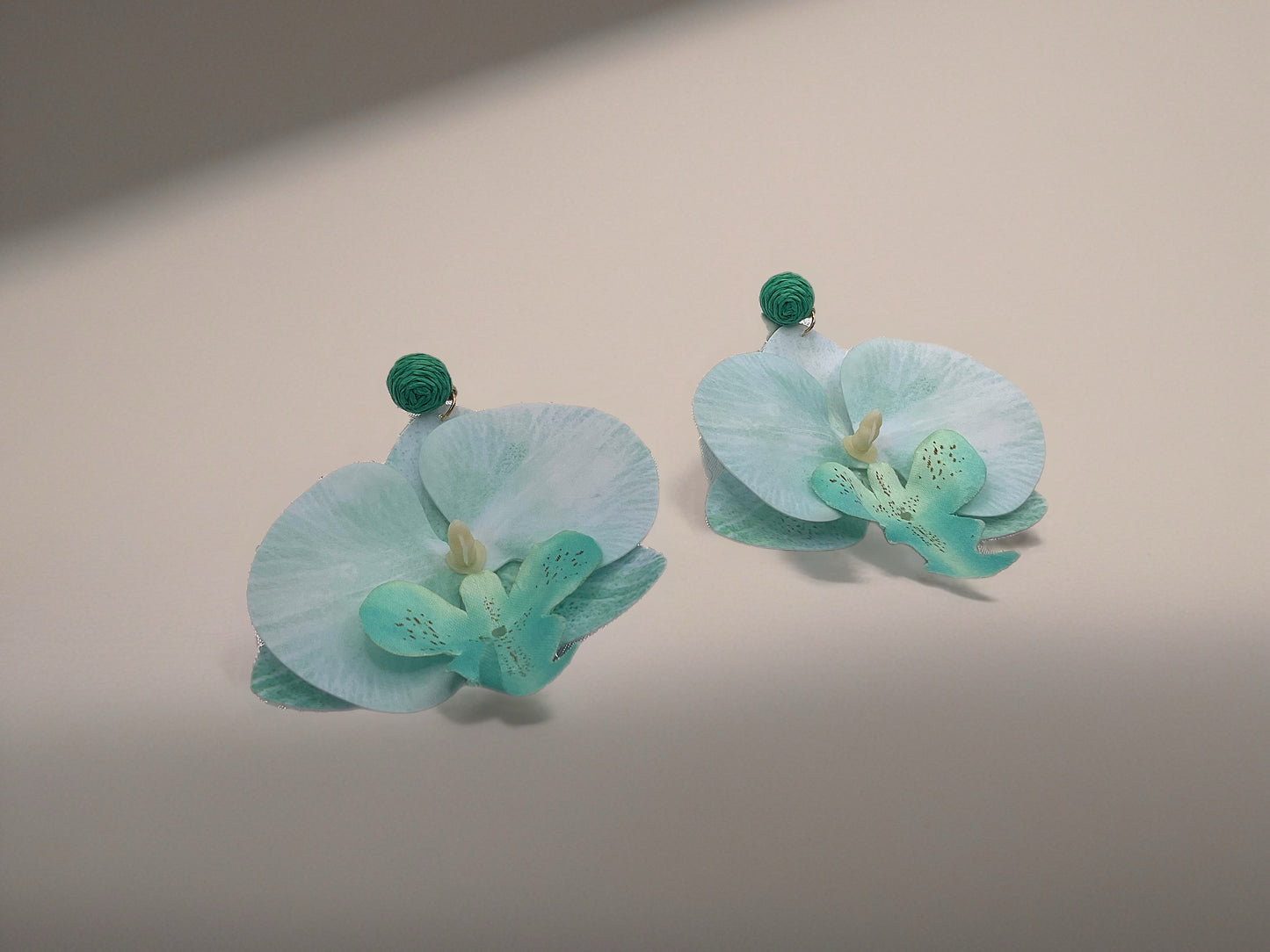 Blushing Orchid-Earrings