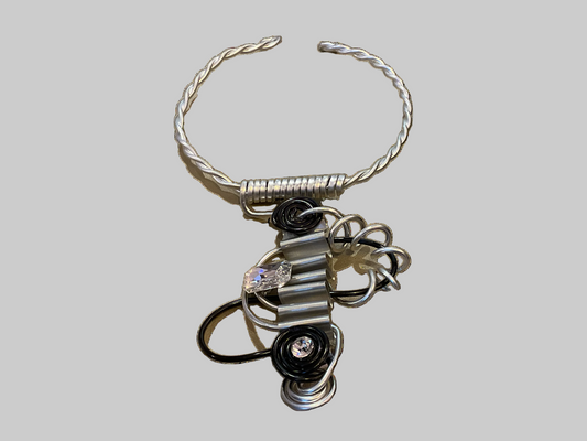 Urban Orbit-Necklace