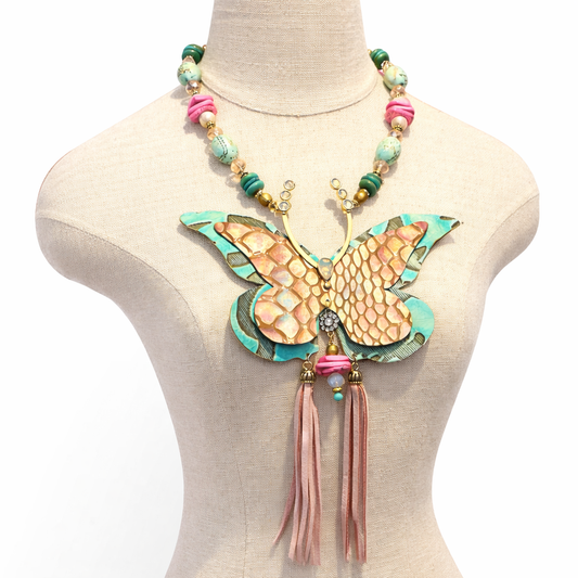 Dewstone Flutter-Necklace
