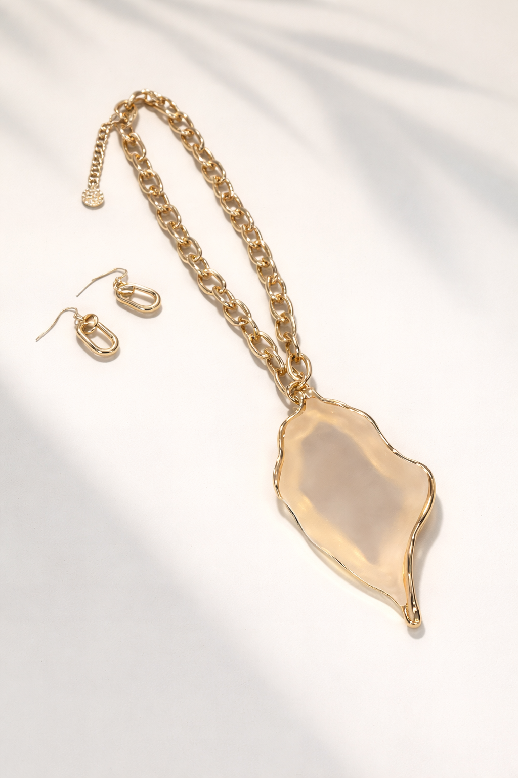 Soft Radiance Set-Necklaces