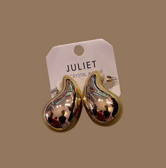 Golden Teardrop earrings