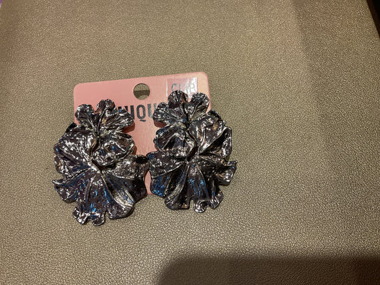 Flower Birth- Clip on