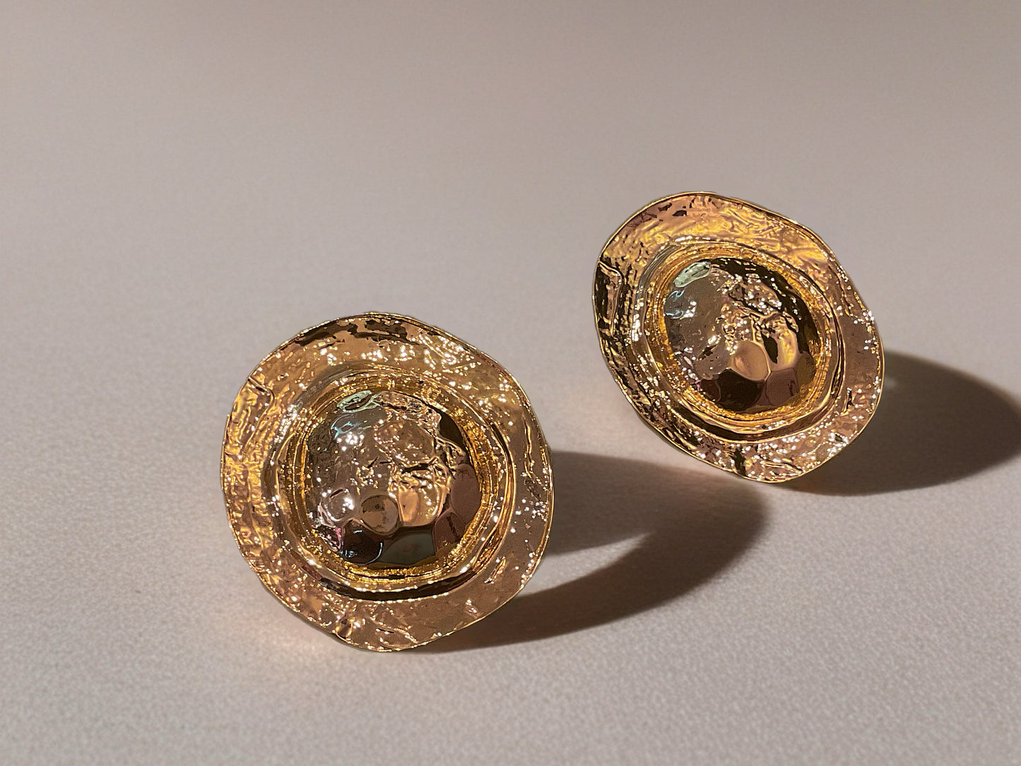 Rich Auntie Studs -Earrings