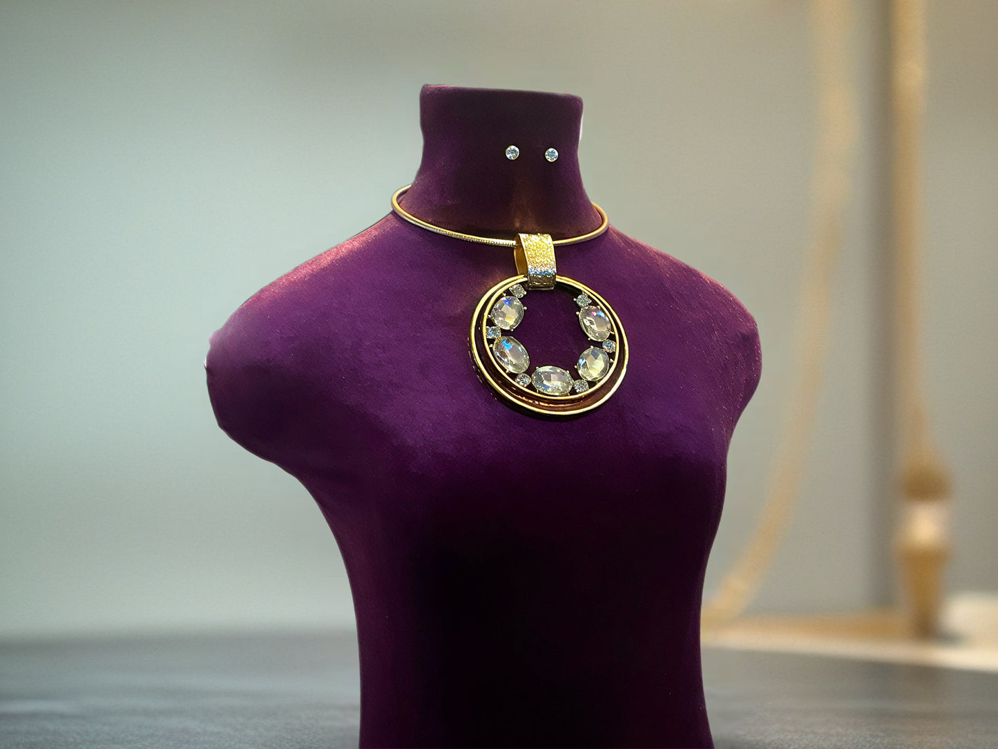 Halo Glow Duo -Necklace and Earring Set