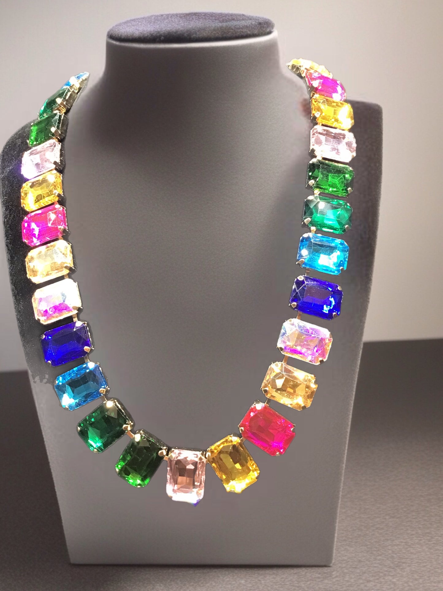 ColorBurst Necklace