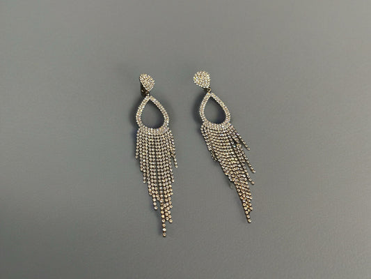 Showstopper Fringe Clip-Ons-Earrings