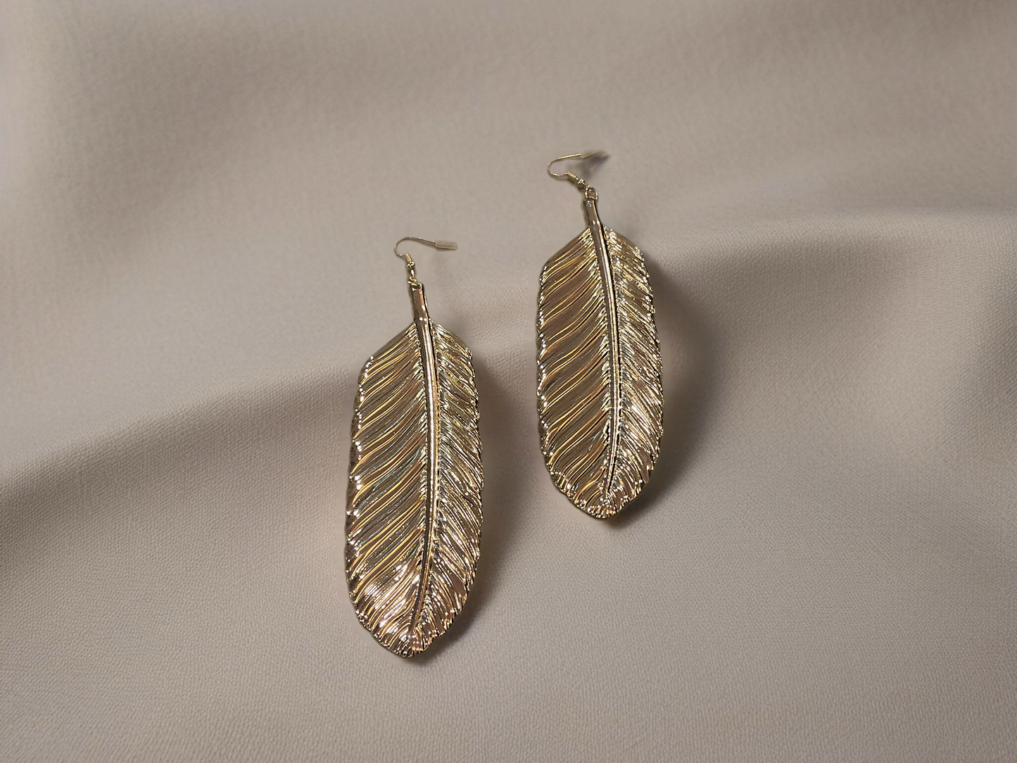 Sunlit Feather-Earrings