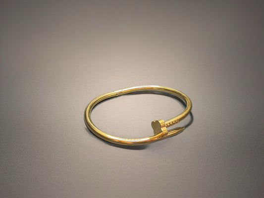 Luxe Spiral Nail Bangle-Bracelet