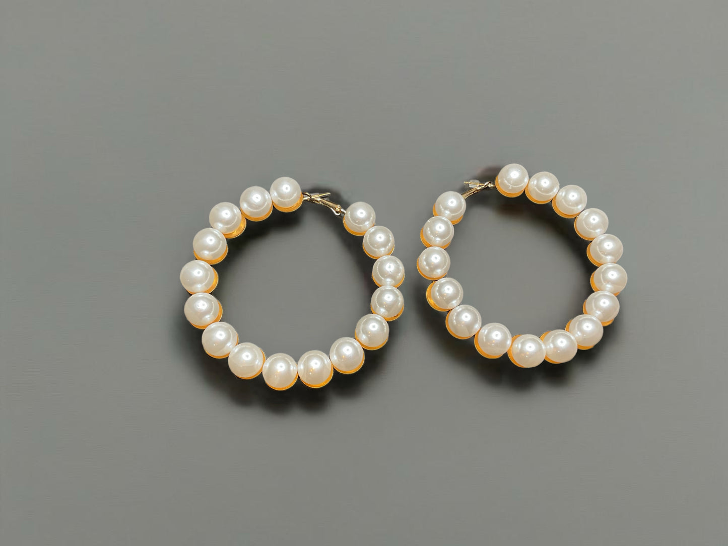 Radiant Pearls- Earrings