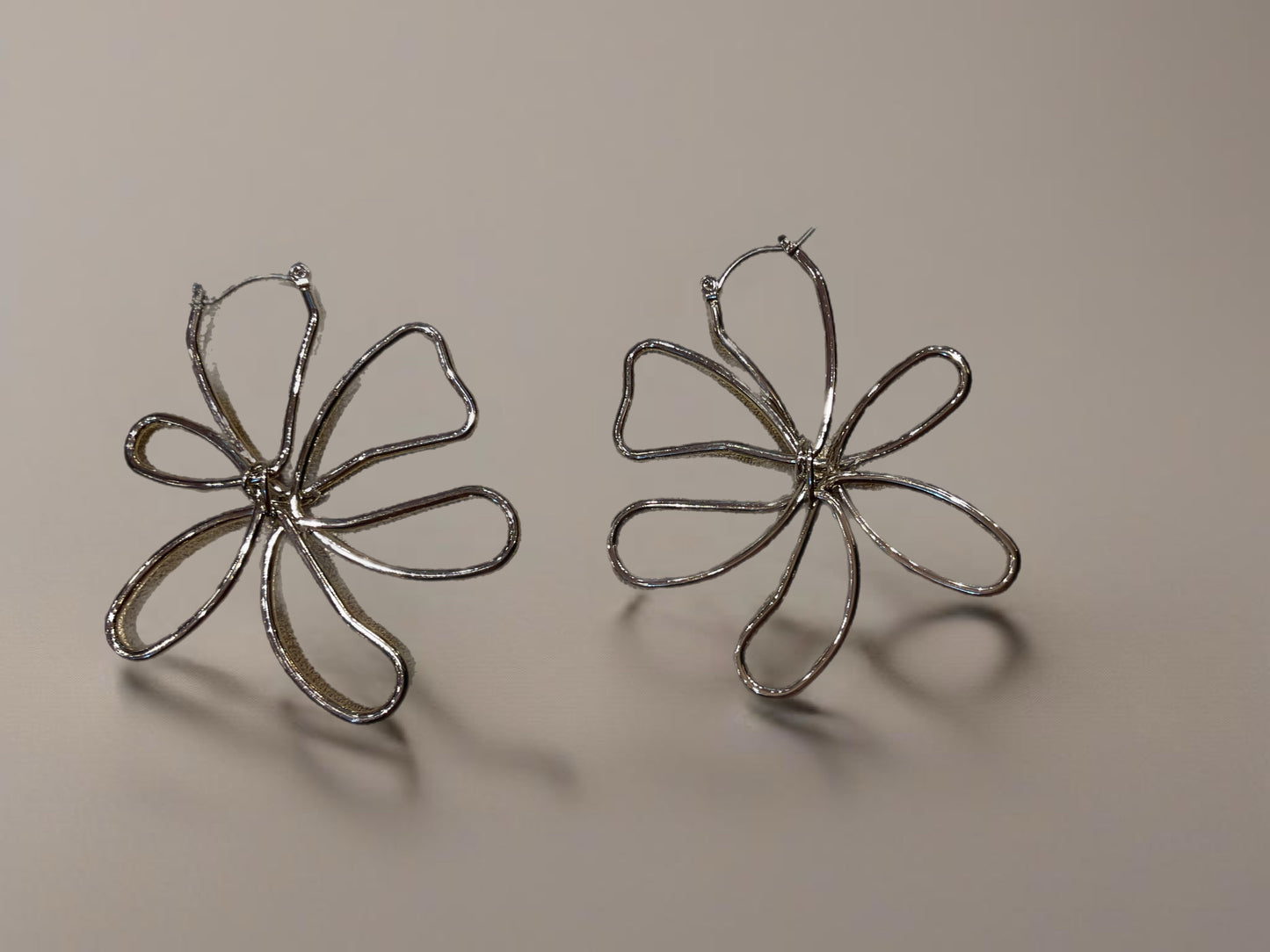 Wildflower Whisper-Earrings