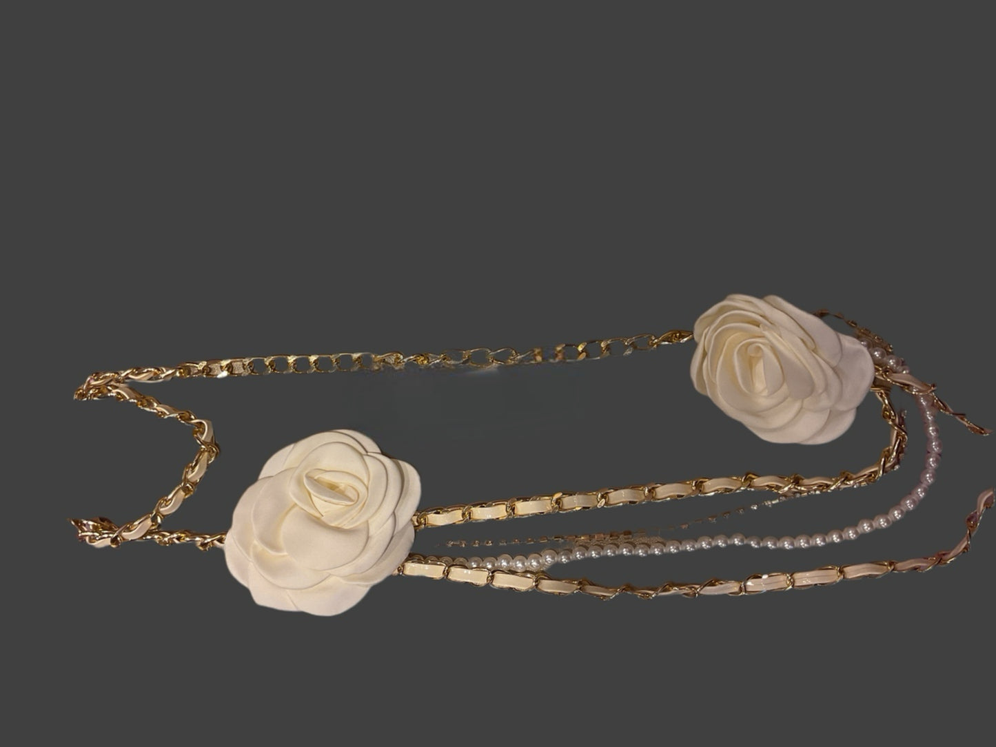 Blooming elegance- Chain belt