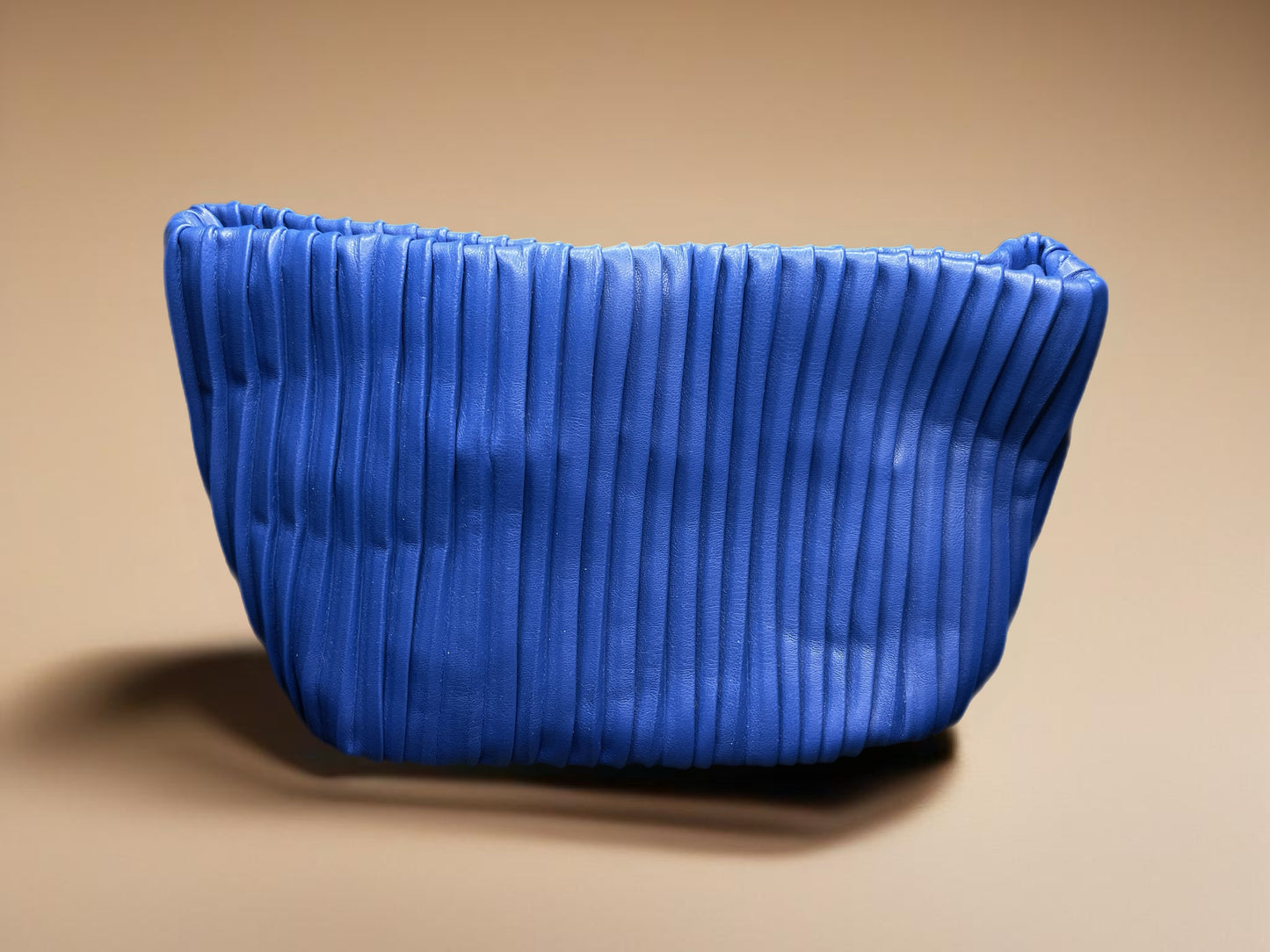 Ribbed down handbag