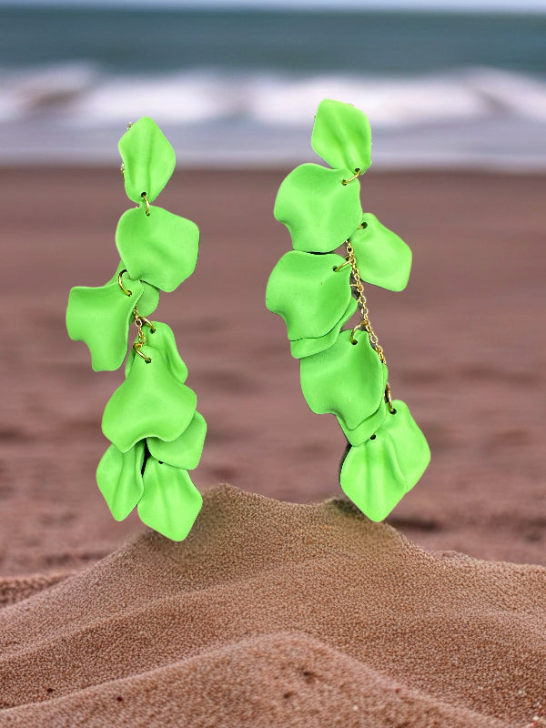 Dangling Pedal-Earrings