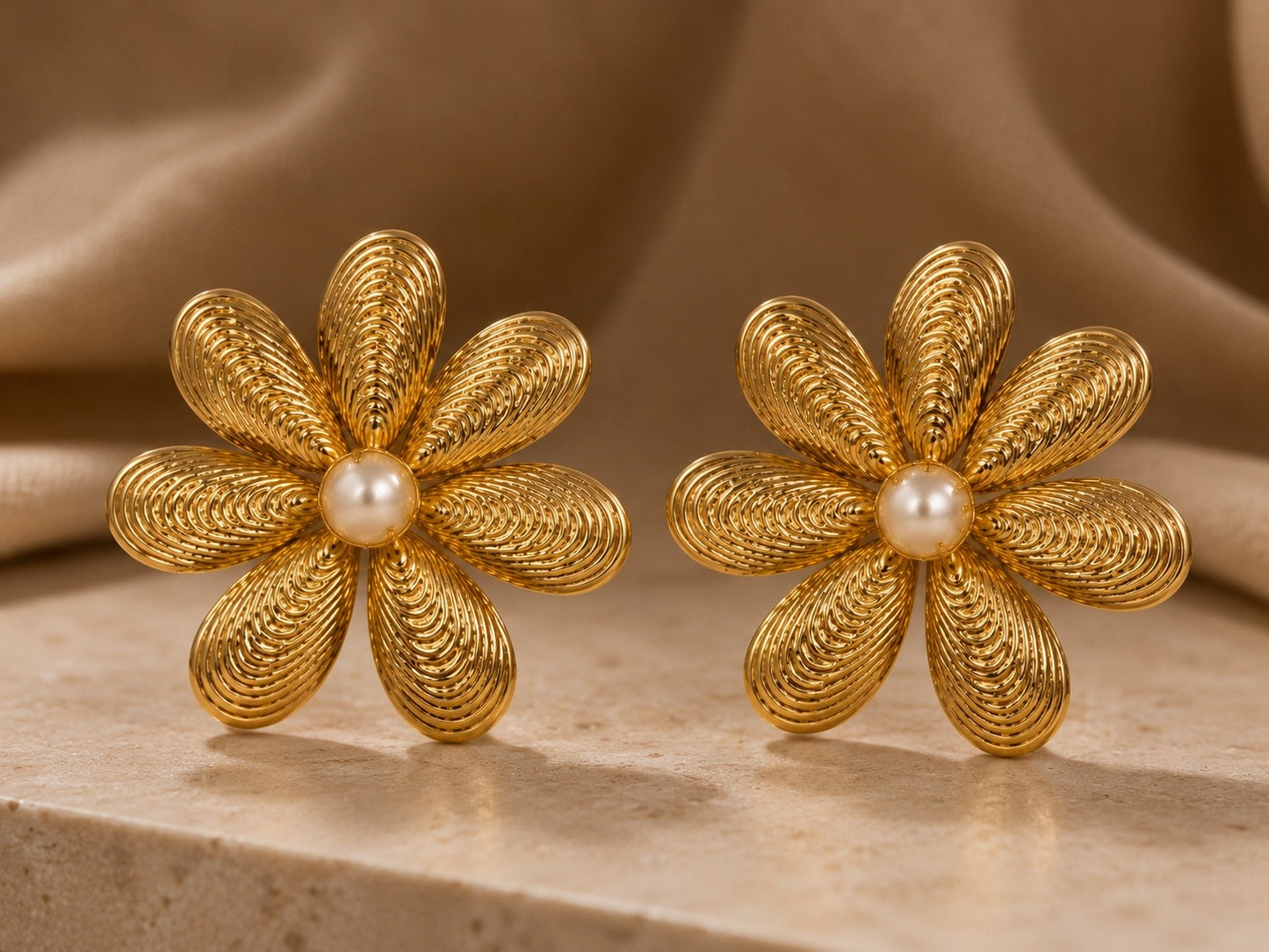 She Blooms Boldly-Earrings