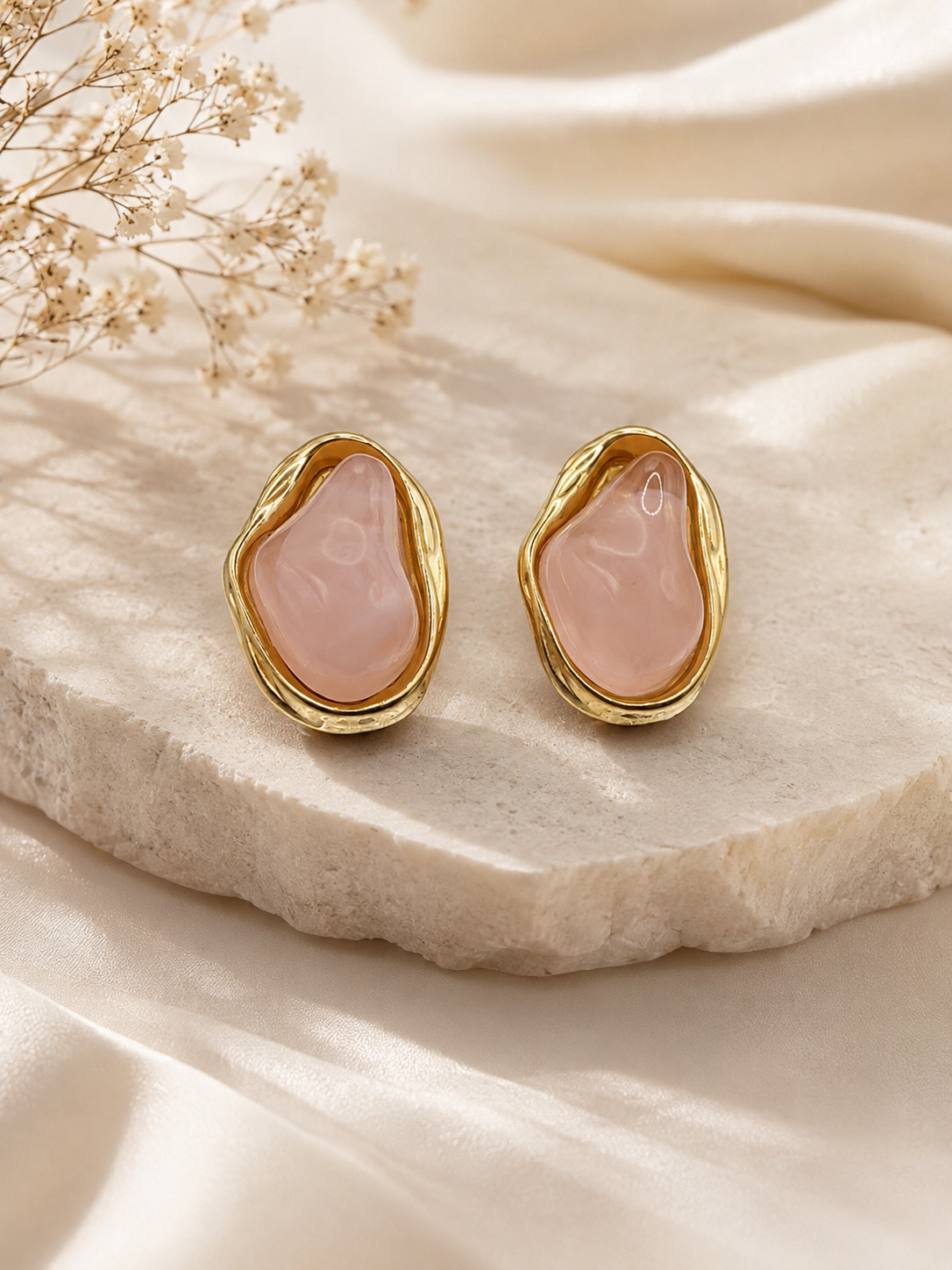 Sculpted Pearly Droplets-Earrings