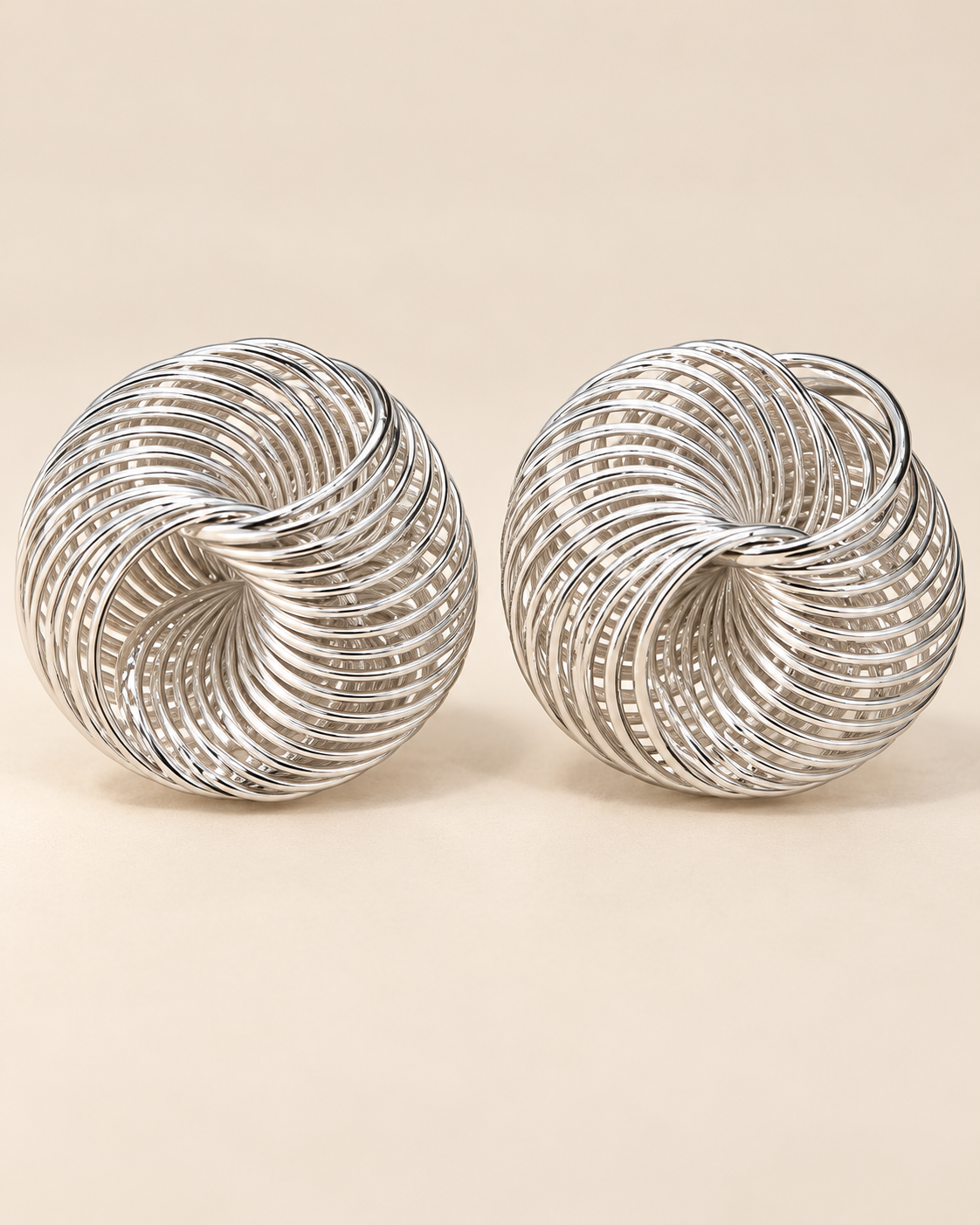 Twist & Shine Hoop- Earrings