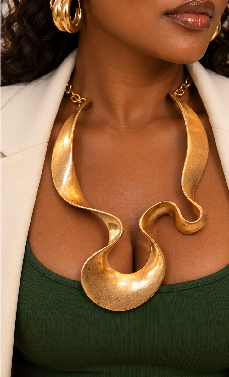 Golden Curves- Necklace