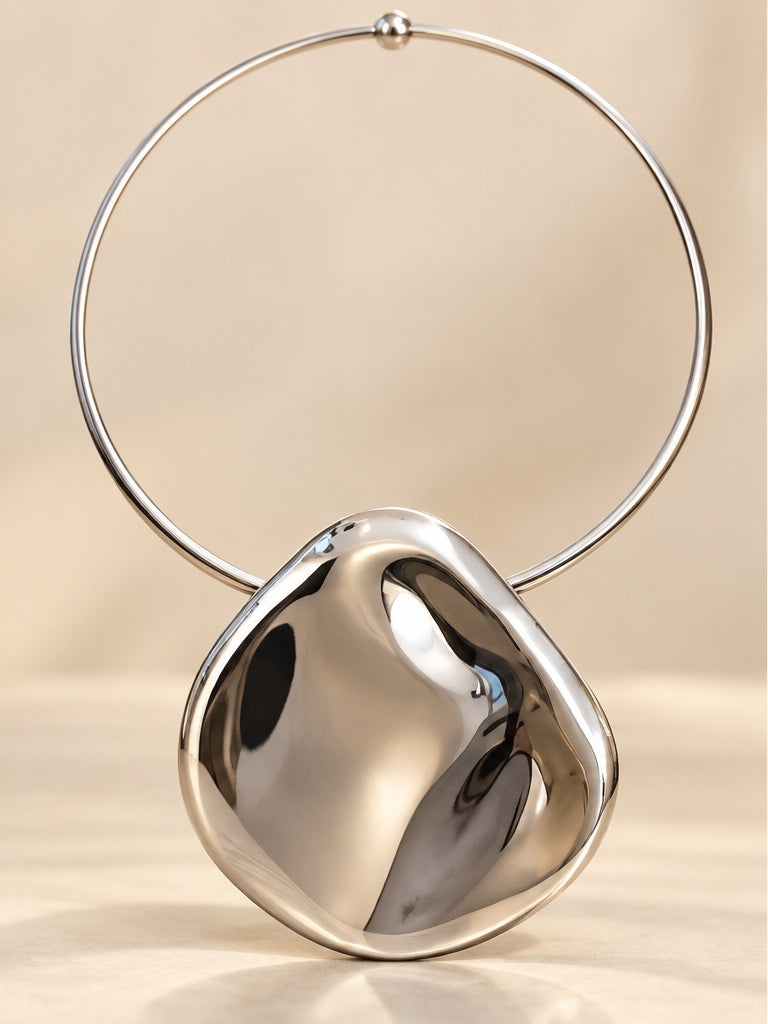 Miss Thang -Necklace
